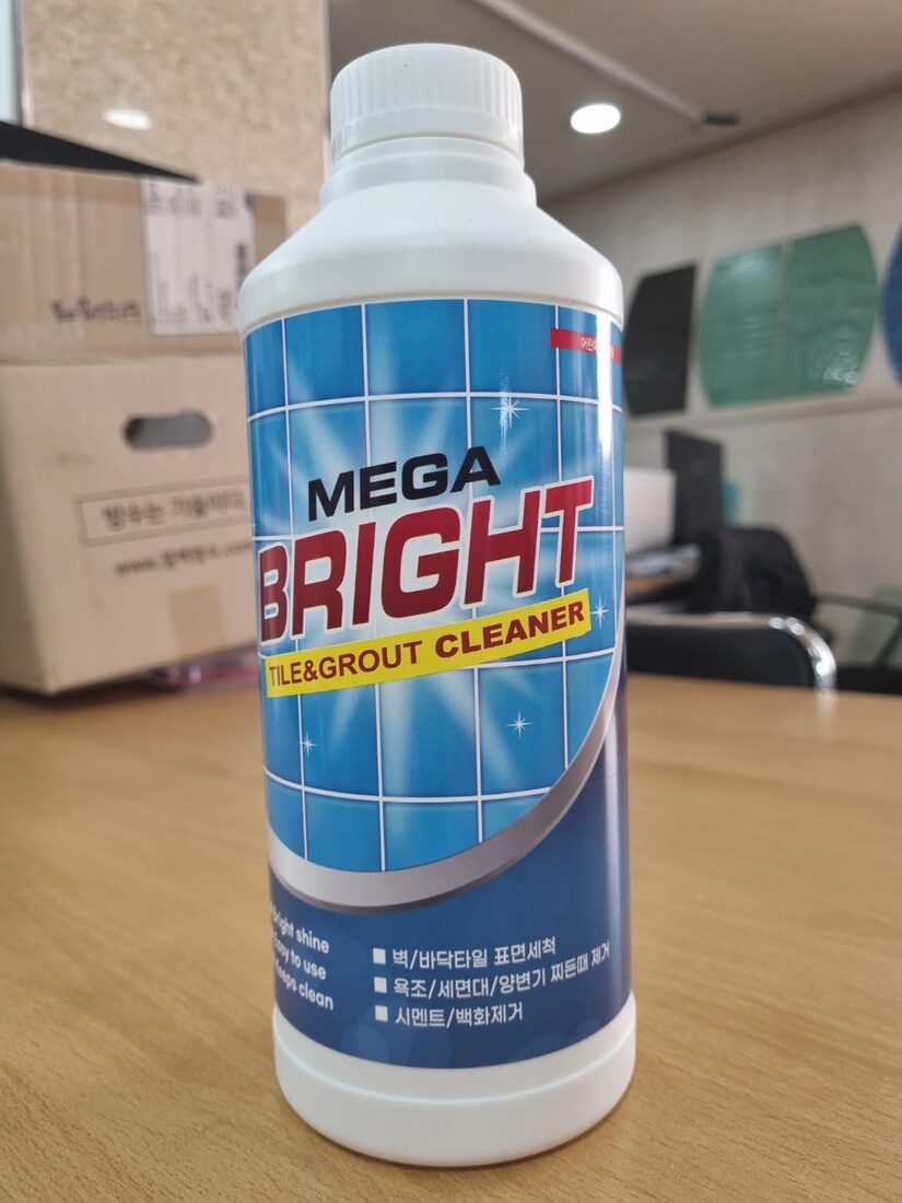 셀프 타일 보수 메가브라이트 타일 크리너 실물